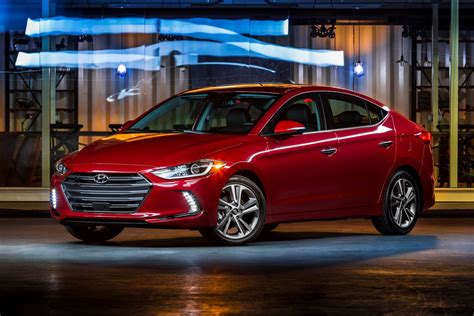 Us Spec Hyundai Elantra Front Three Quarter Revealed