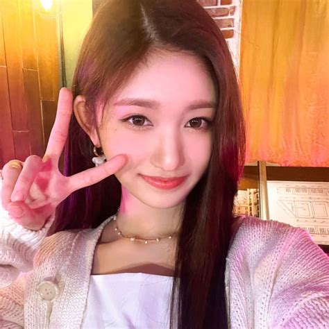 Leeseo Lee Hyunseo Ive Selca Icon Pfp Kpop In