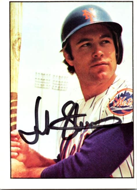 John Stearns autographed Baseball Card (New York Mets) 1975 SSPC #546