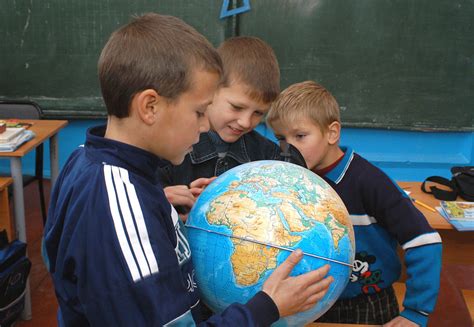 L ECO Di San Gabriele LA PRIMA GIORNATA MONDIALE DEI BAMBINI L ECO Di