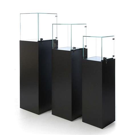 Museum Pedestal Display Case Museum Display Cases Display Case Showroom Interior Design