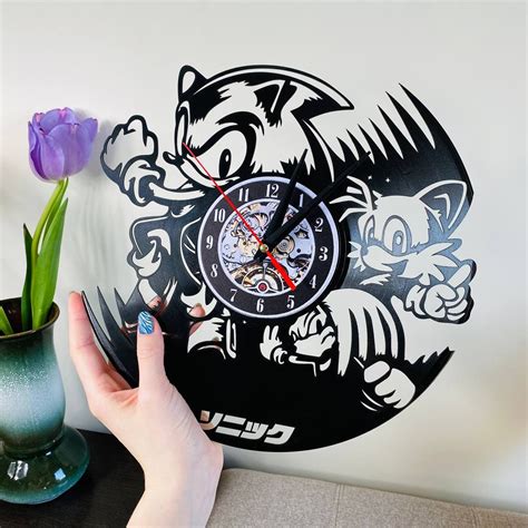 Vinyl Record Wall Clock Wall Decor, Unique Designe Wall Clock, Gift ...