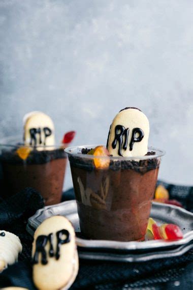 Halloween Treats {5 Fun Ideas } Chelseas Messy Apron