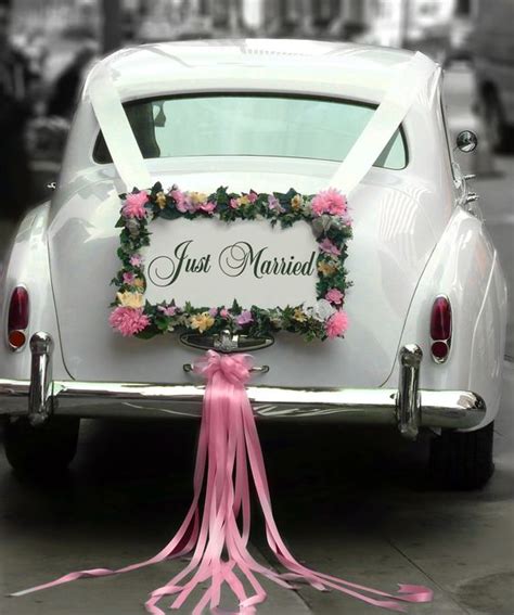 Vintage Wedding Car Decoration – just married | Creative Ads and more…