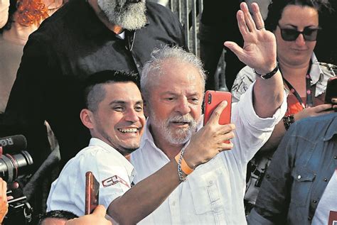 Lula vê disputa de rejeições como janela para alavancar voto útil