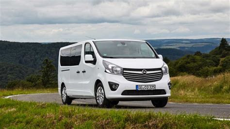 Opel Vivaro Combi Prime Impressioni