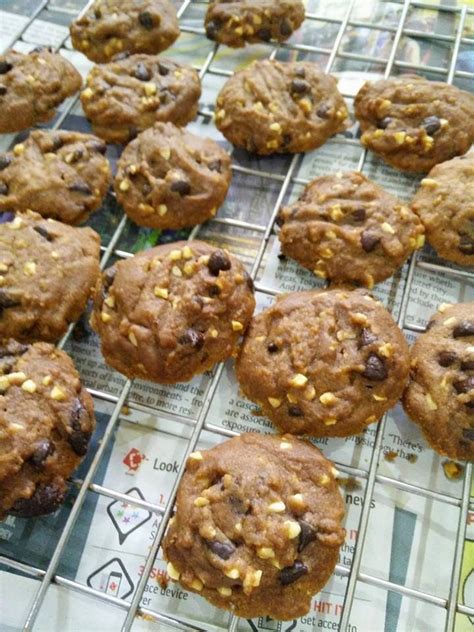 Famous Amos Cookies Recipe Azie Kitchen Bryont Blog