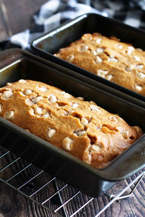 Pumpkin White Chocolate Chip Bread Living La Vida Holoka