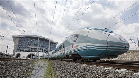 Yüksek Hızlı Tren YHT Zammı 2025 TCDD tren biletleri ne kadar kaç