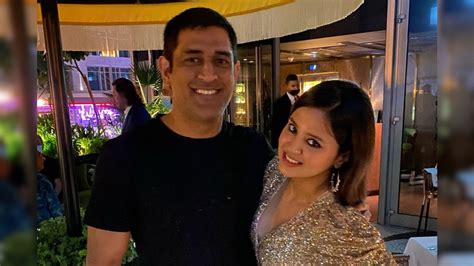 Ms Dhoni And Sakshi Celebrate Wedding Anniversary Csk Share Special Wish