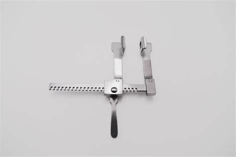 Finochietto Infant Rib Spreader Warmed Surgical