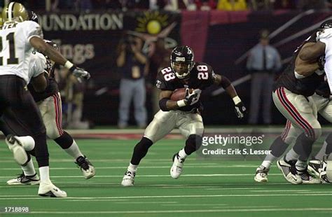 Warrick Dunn Falcons Photos and Premium High Res Pictures - Getty Images