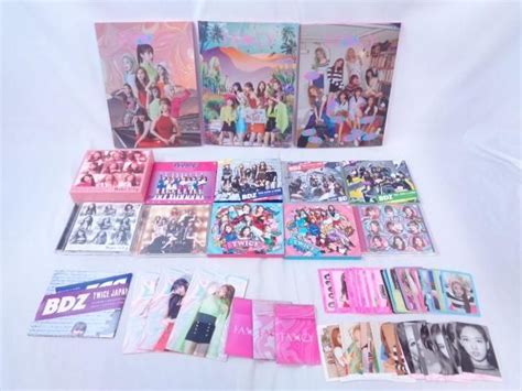 【やや傷や汚れあり】【同梱可】中古品 韓流 Twice Fancy One More Time Wake Me Up 等 Cd Dvd グッズ