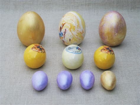 Vintage Ceramic Eggs Collection Bowl And Basket Filler Chicken Size Easter Eggs Group Of 12