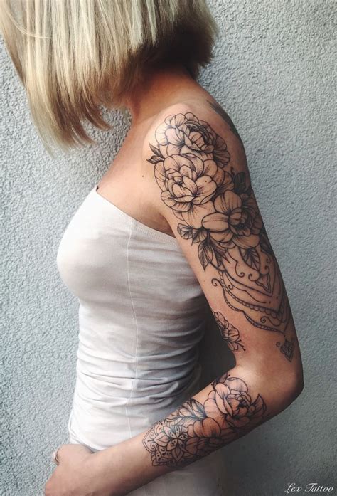 250 Tattoos Für Frauen 2019 Rücken Brust Oberschenkel Hals