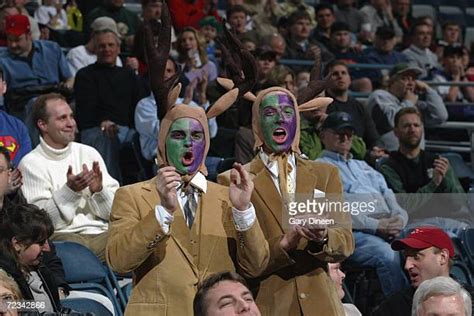 Milwaukee Bucks Fans Photos And Premium High Res Pictures Getty Images