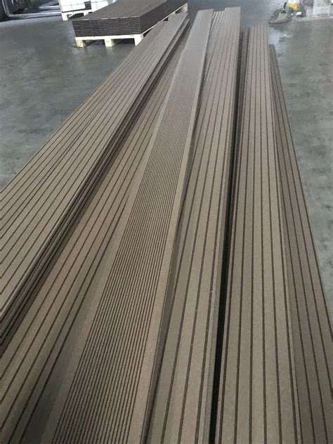 Factory Wholesale Outdoor Deep Embossing Wood Plastic Plank Wpc