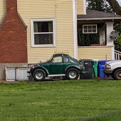 I've driven past this weird Beetle a few times and this time I pulled