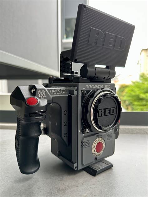 RED SCARLET W DRAGON 5K DSMC2 CINEMA CAMERA Photography Video Cameras