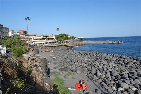 Catania, Sicily: beaches, sights, how to get