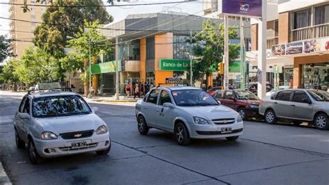 Un Taxista Fue Agredido A Golpes Y Pedradas Por Menores Que