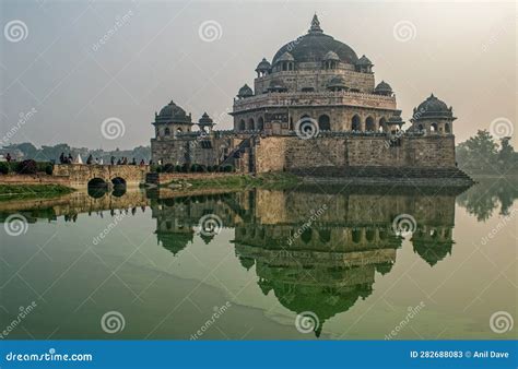 Sher Shah Suri Tomb Indo-Islamic Architecture Editorial Stock Photo ...