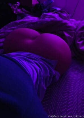 BIG ASS MILF NUDES MulanVuittonvip Onlyfansisfree On Tg Porn Pic
