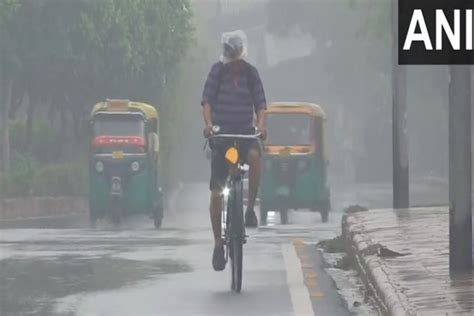 Delhi Rainfall Makes Weather Pleasant Brings Respite From Scorching Heat