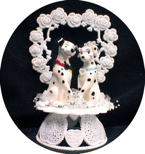 Pongo & Perdita wedding cake topper | Disney wedding cake toppers, Dog cake topper wedding ...