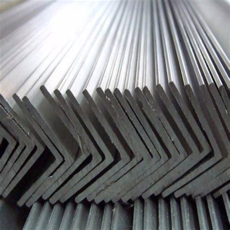 China Angle Iron Angle Steel Sizes Steel Angle Per Ton manufacturers ...