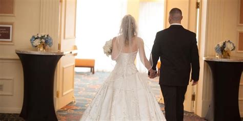 DoubleTree by Hilton Boston North Shore Weddings | Get Prices for ...