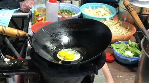 Egg Fried Rice Wok Skills 炒飯翻炒技能 Taiwanese Street Food Youtube