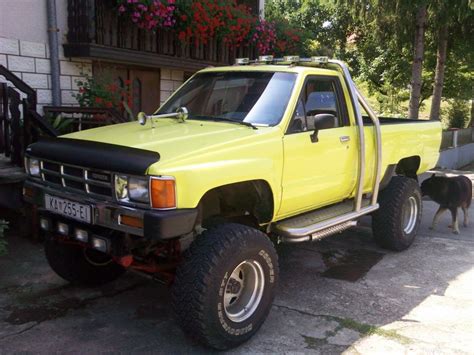 Toyota 4runner Pick Up Reg 1god 1984 God