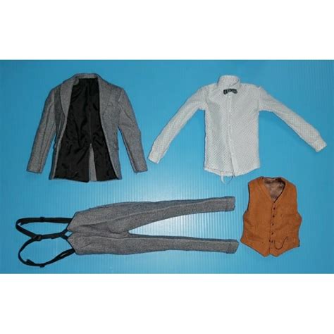 HOT TOYS MMS512 怪獸與葛林戴華德的罪行 紐特 單售 西裝組 蝦皮購物