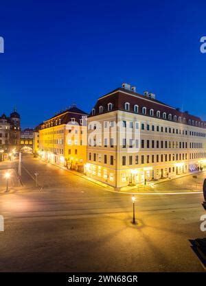 Dresda Altstadt Das Taschenbergpalais Wurde Ab Als Barockes