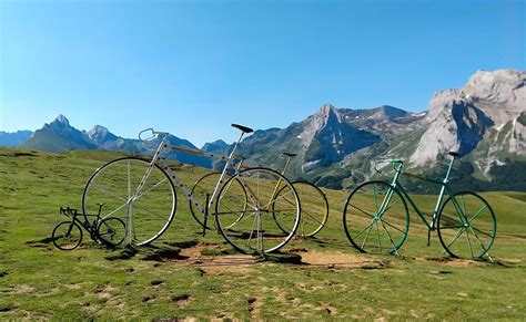 Cols du Soulor et dAubisque en cyclisme par le col des Bordères