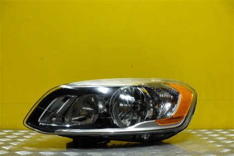 Volvo Xc Lift Reflektor Lampa Zwyk A L Usa Za Z Z Wroc Aw