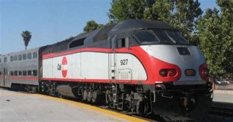 Caltrain Proposes Fewer Trains, Closing 3 Stations - CBS San Francisco