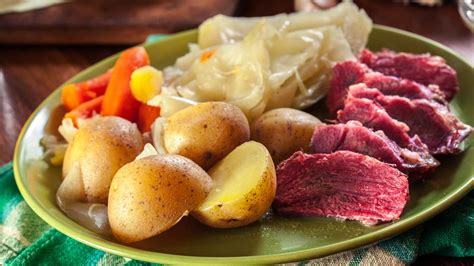 Corned Beef And Cabbage Recipe From Rachael Ray Recipe Rachael Ray Show