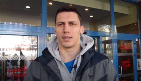 Srpski Rukometa Nemanja Obradovi Potpisao Za Partizan Vesti Online