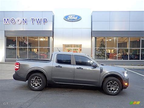 Carbonized Gray Ford Maverick Xlt Awd Photo