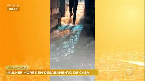 Chuvas provocam deslizamentos e desabamentos em São Gonçalo no RJ