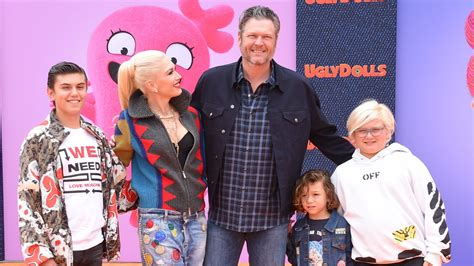 Blake Shelton and Gwen Stefani’s New House: Photos of Encino Mansion