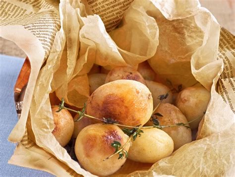 Ricetta Patate Al Cartoccio Cotte Al Forno Donna Moderna