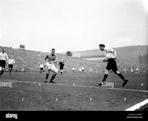 Soccer - Friendly - England v Holland Stock Photo - Alamy