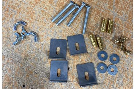 Крепление для подстольной мойки