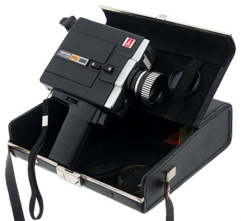 Кинокамера "Аврора 250" с олимпийской символикой в оригинальном кейсе ...