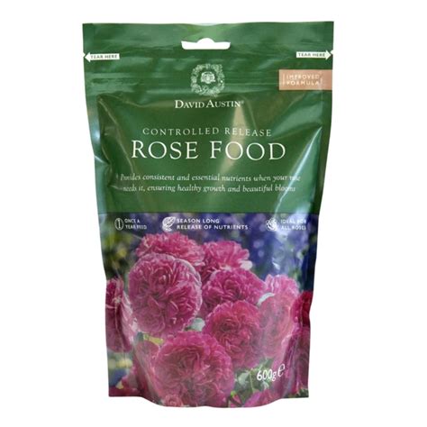 Should you fertilise roses? Your expert guide to rose feed | Ideal Home