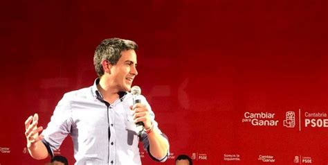 Pablo Zuloaga presenta su candidatura a las primarias del PSOE cántabro