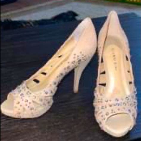 Gianni Bini Shoes Gianni Bini Nude Heals Poshmark